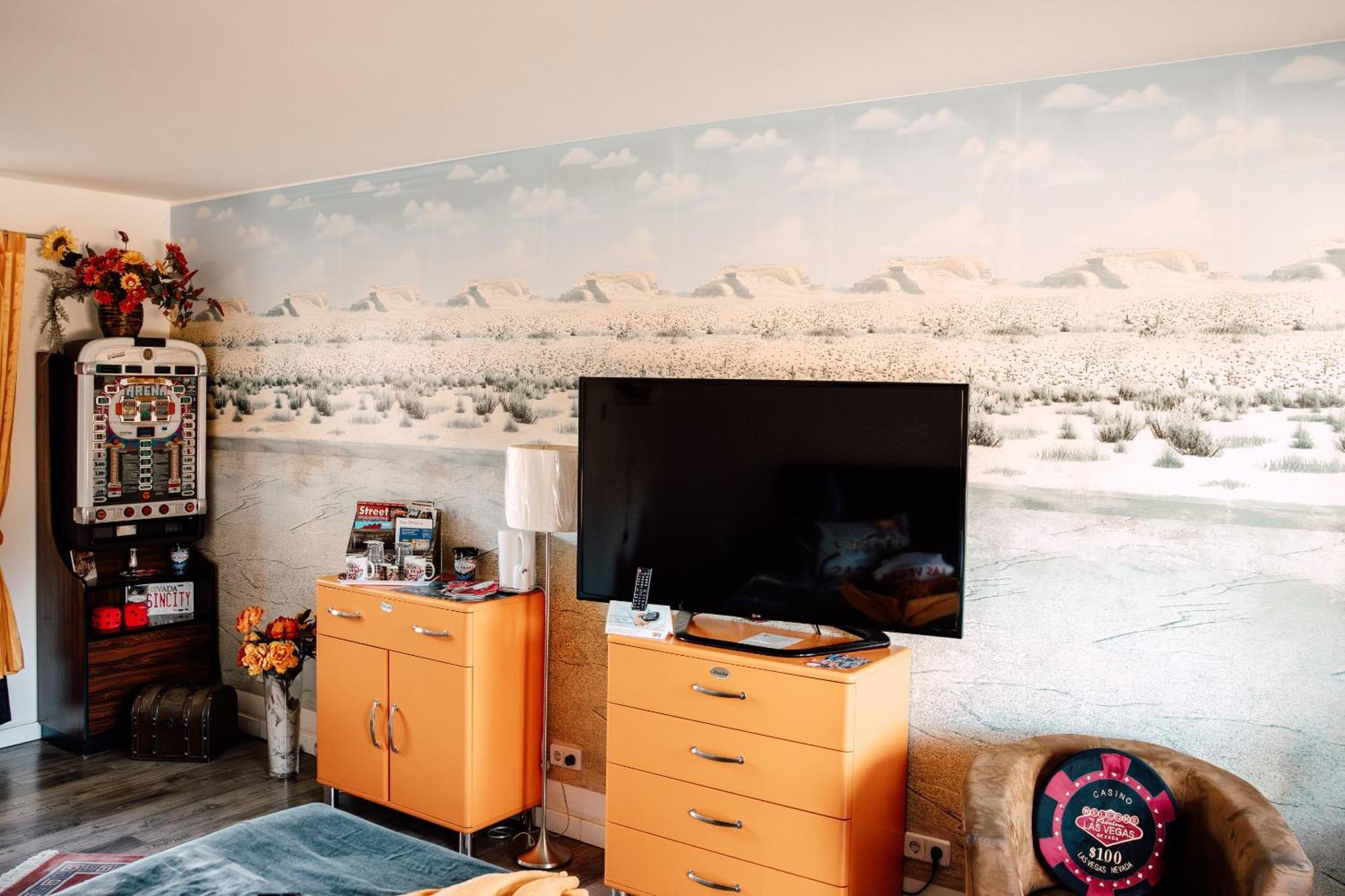 Down Town Motel Berlin Room photo